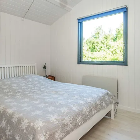 5 Person In Grenå
